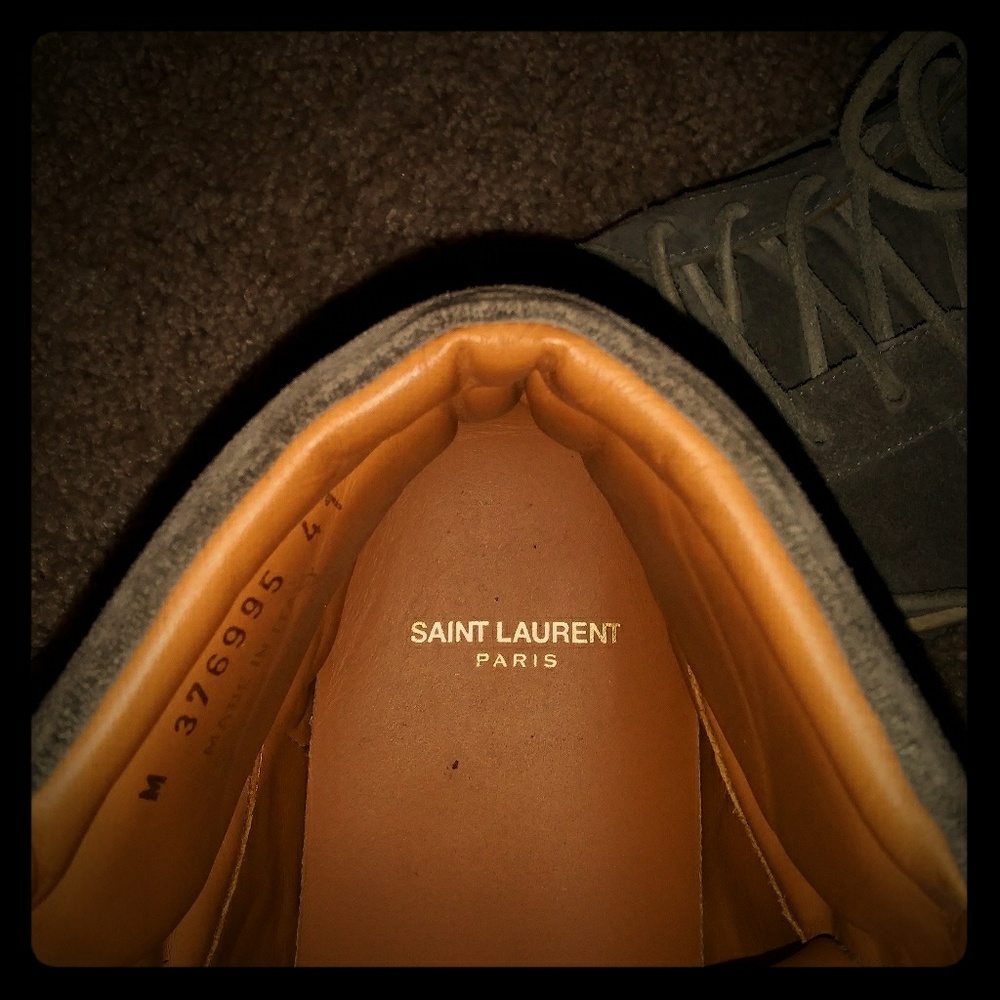 Men sneakers